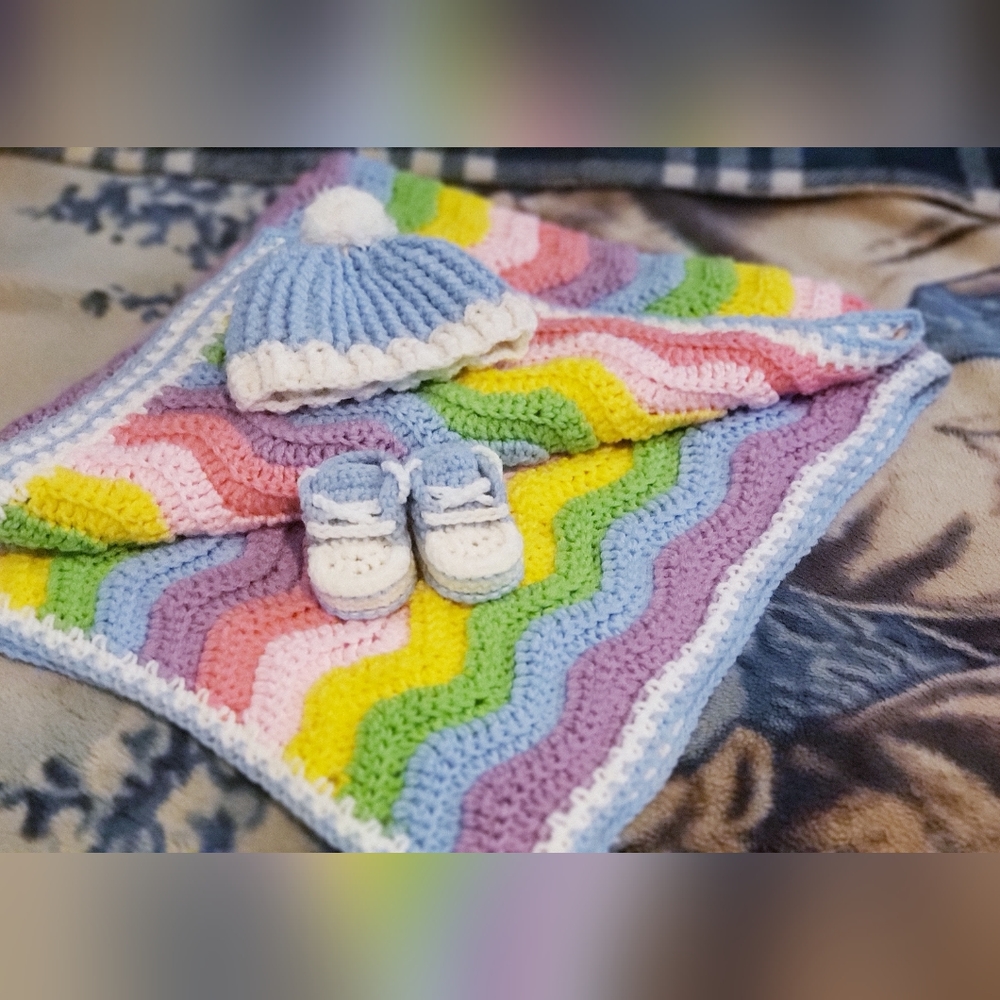 This is a made to order baby blanket booties and hat.